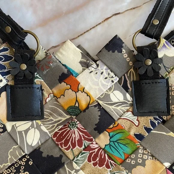 VINTAGE | Handcrafted patchwork style tote bag - Picture 7 of 11